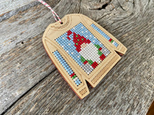 Load image into Gallery viewer, Ugly sweater kit with gnome