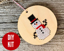 Load image into Gallery viewer, Snowman ornament kit