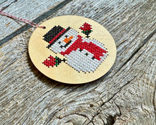 Load image into Gallery viewer, Squishy snowman ornament kit
